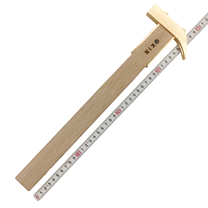 金井産業　マルキン印　<br>舞台屋鎚（ナグリ）<br/>四角 360mm ゴールド<br /><span class="jan">4573209905927</span><br><span class=teika>定価：15,600円（税別）</span>