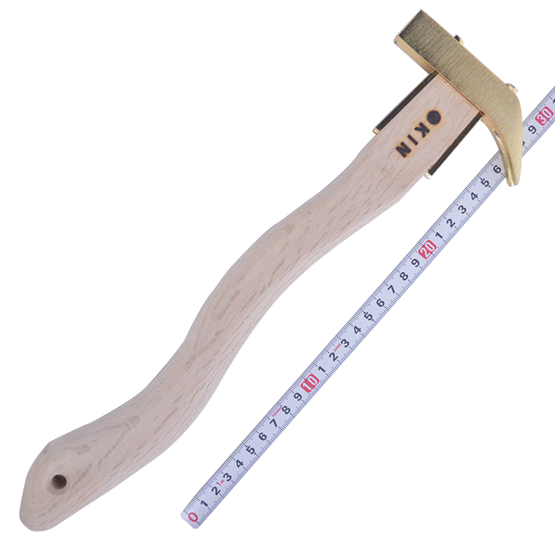 金井産業　マルキン印　<br>舞台屋鎚（ナグリ）<br/>蛇曲 350mm ゴールド<br /><span class="jan">4573209905736</span><br><span class=teika>定価：16,600円（税別）</span>