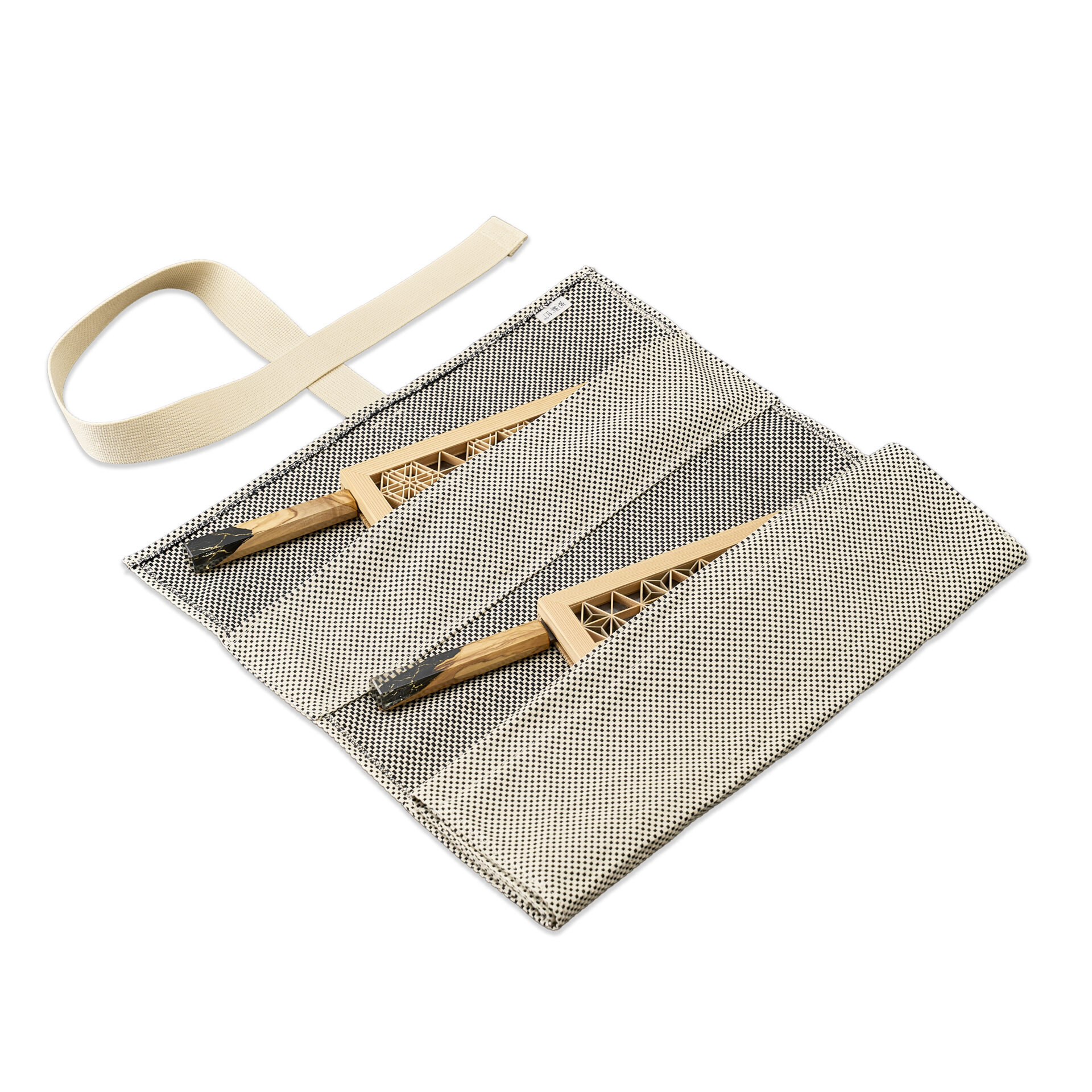 【庖斬巴】　刺織 -SHIORI-　布巻　生成　組子用　IK-025　<br>定価：14,500円