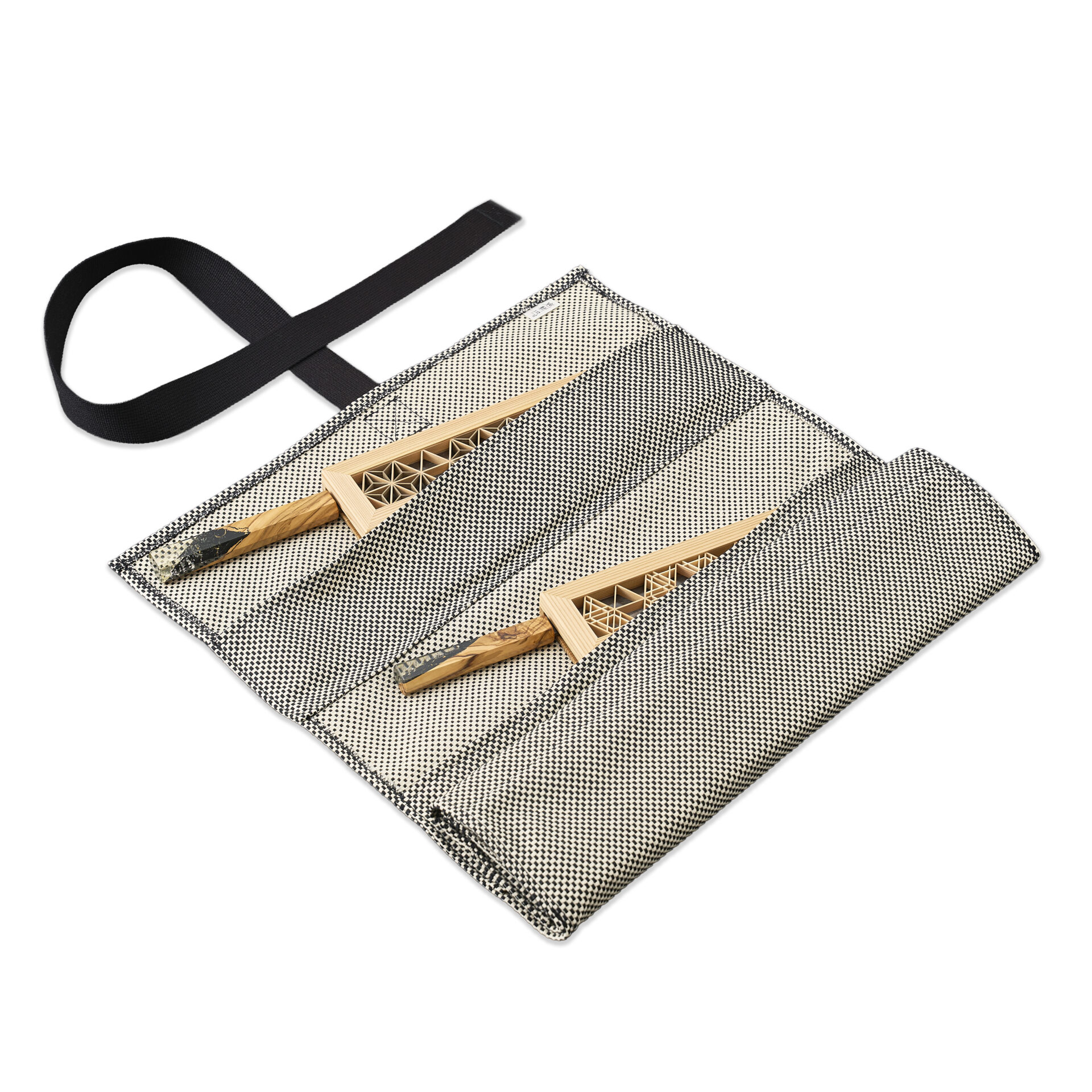 【庖斬巴】　刺織 -SHIORI-　布巻　黒　組子用　IK-026　<br>定価：14,500円