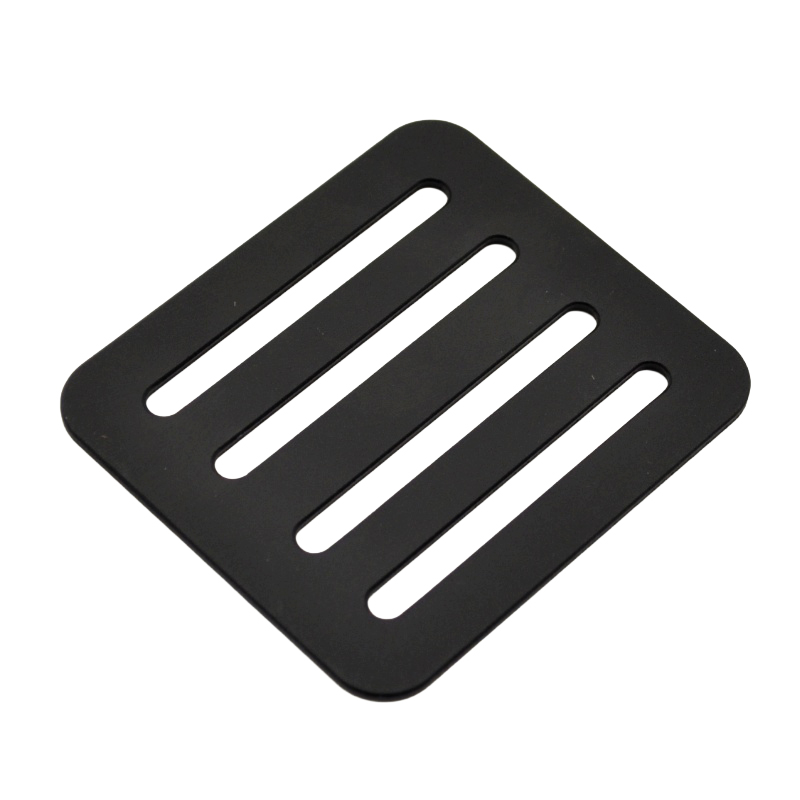 基陽（KH）<br>アルミ製 ４穴５０ｍｍ幅用Ｄ環止<br>６７３－３　ブラック